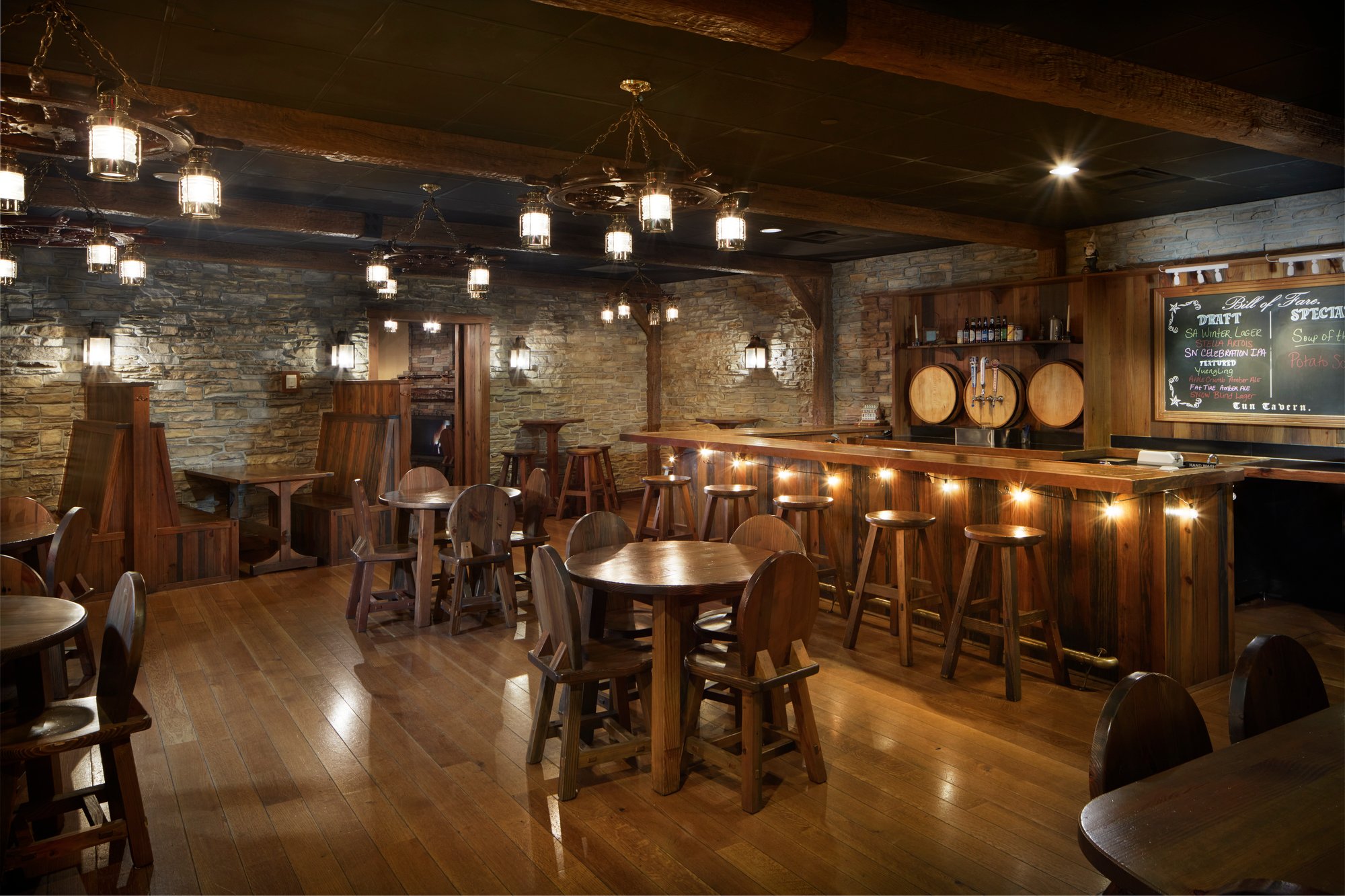 Tun Tavern (1)