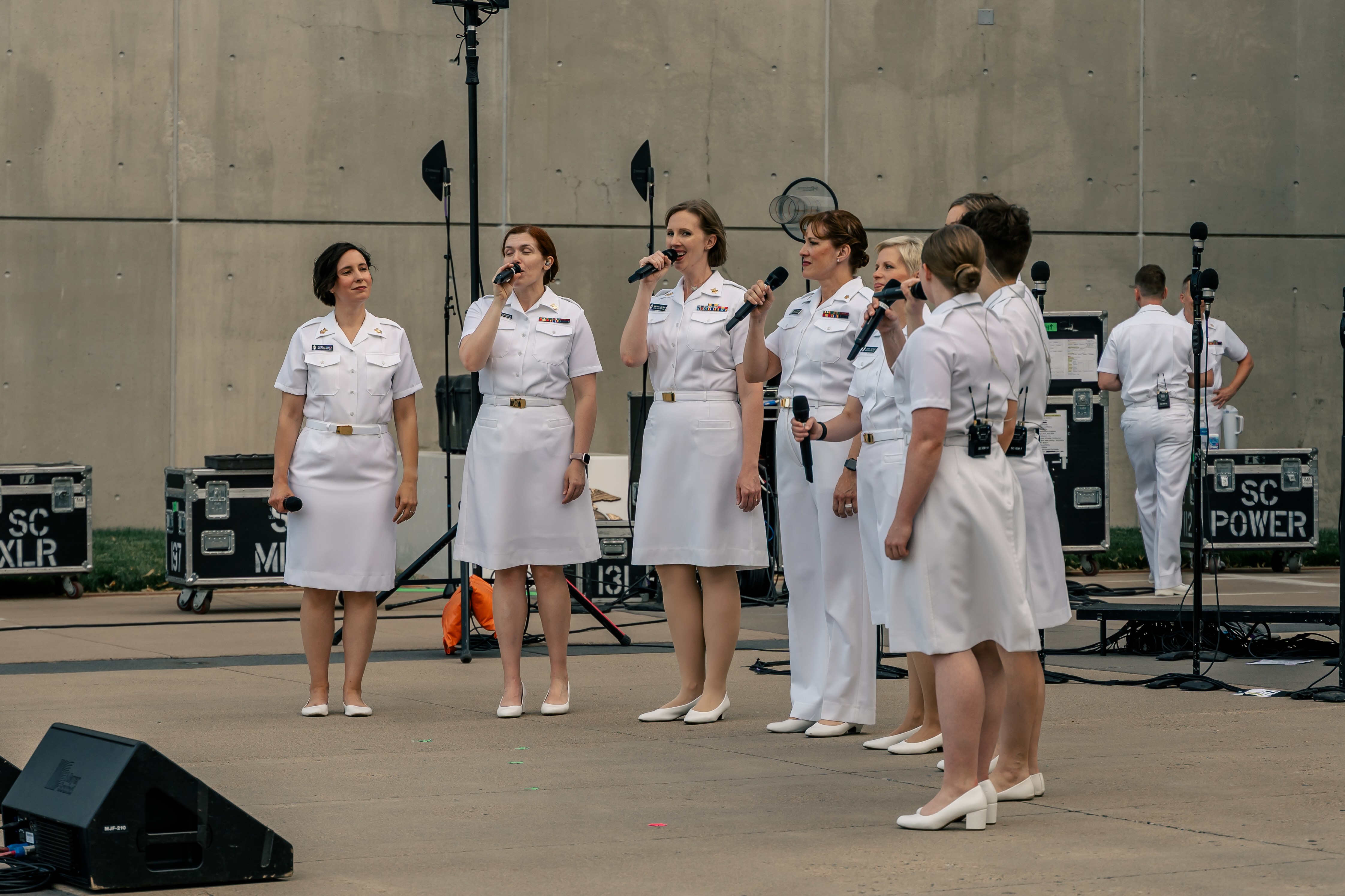 USN_SeaChanters_18Jun15