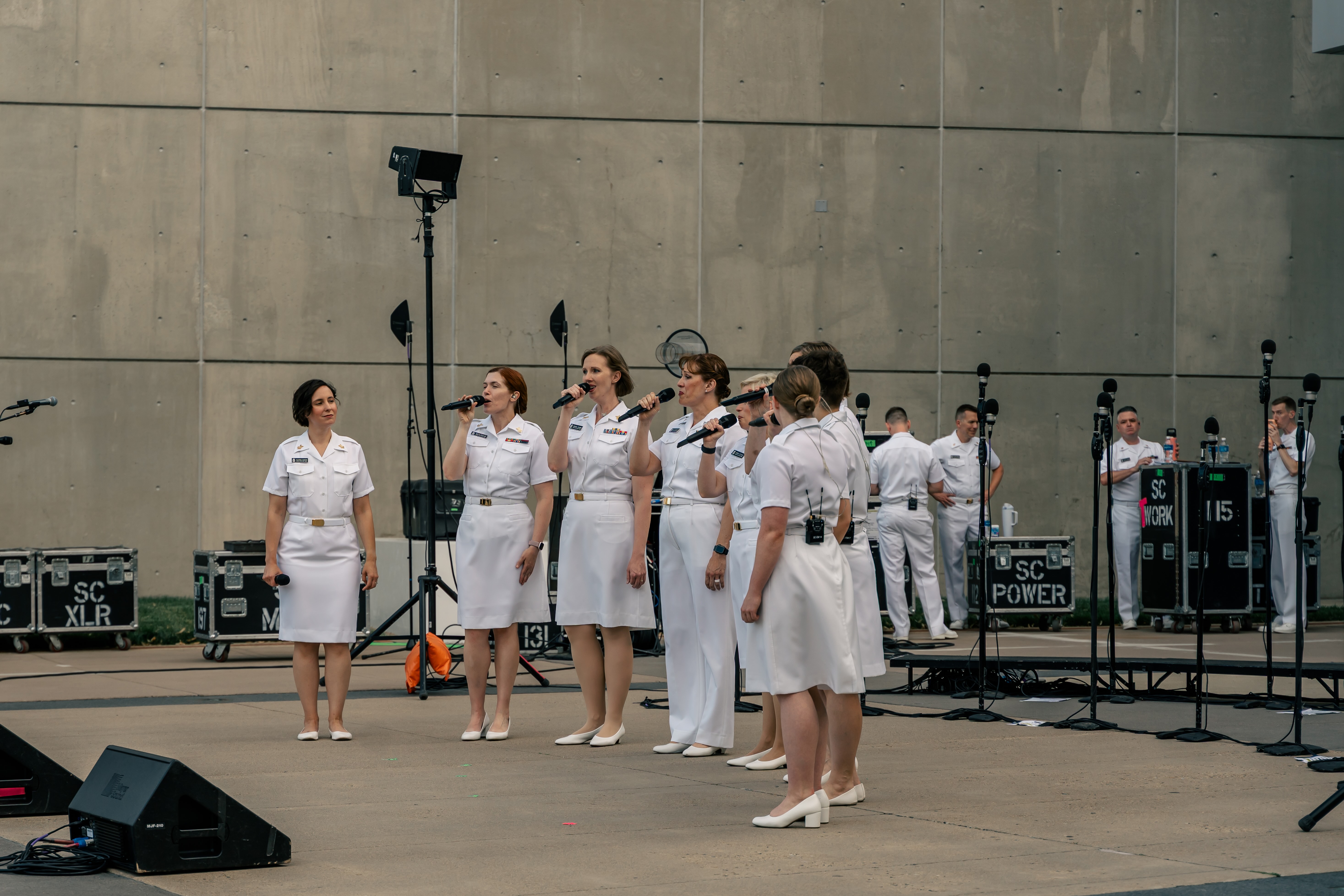 USN_SeaChanters_18Jun16-1